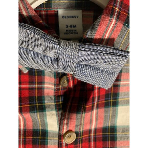 Old Navy Bundle 2 Piece Shirt/Pants & 2 Button Up/Down 0/6 Months - Picture 8 of 15